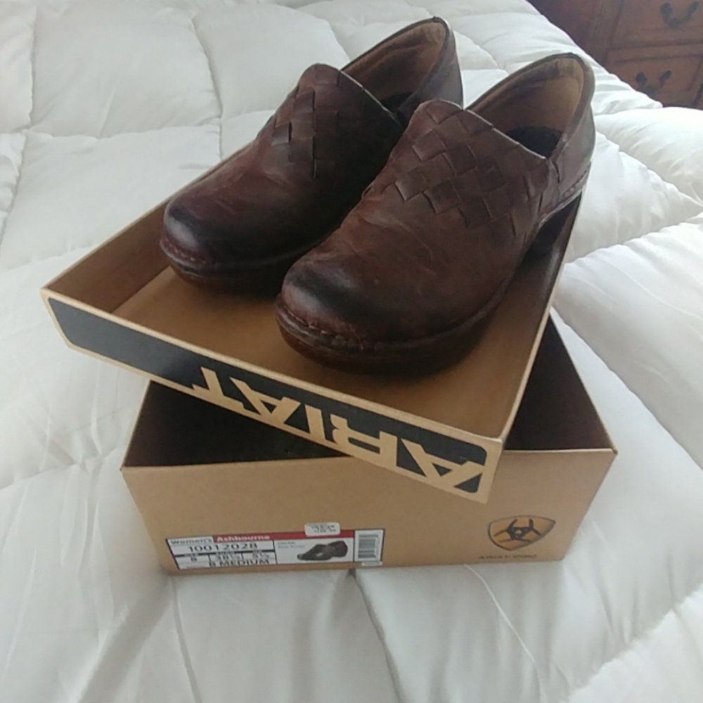 Ariat clogs
